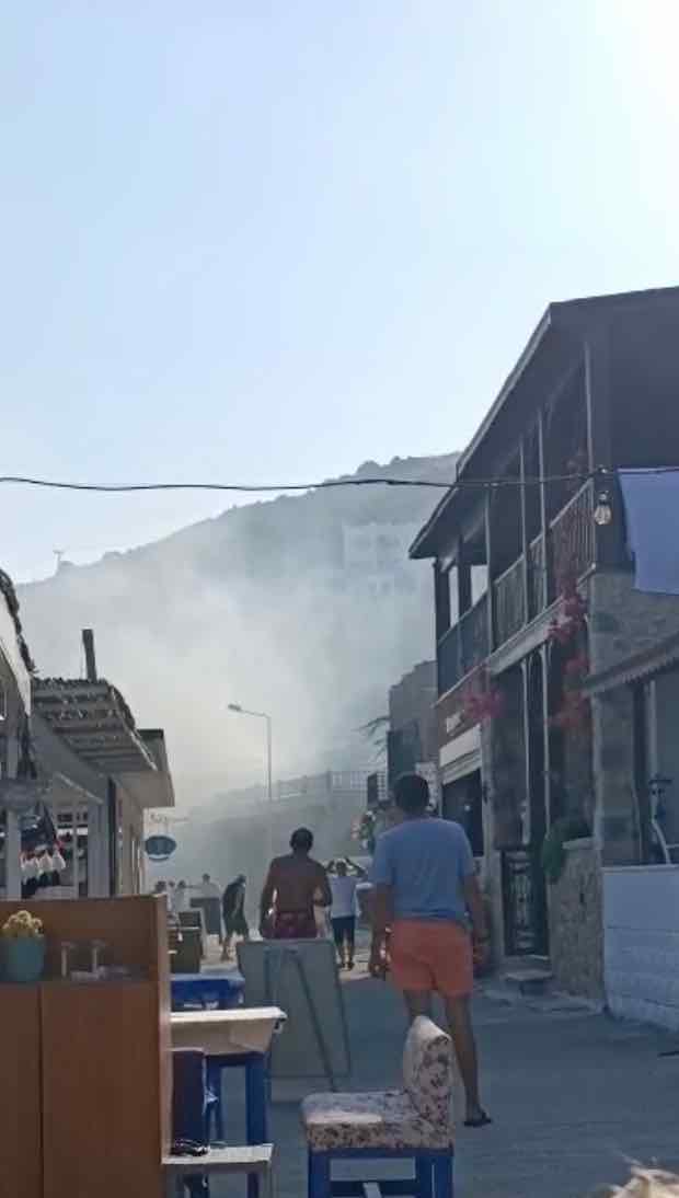 bodrum akyarlar da yangini cikti dukkan yandi